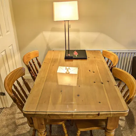 Fountain Court - Grove Apartahotel