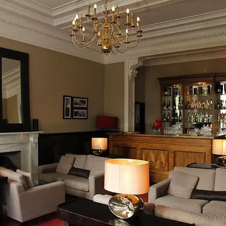 Grosvenor Apartment
