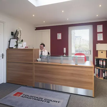 Apartahotel Fountain Court - Eq2