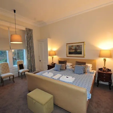Sixteen Bed & Breakfast 4*