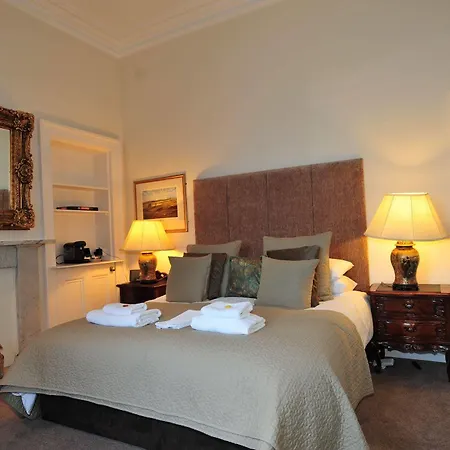 Sixteen Bed & Breakfast 4*