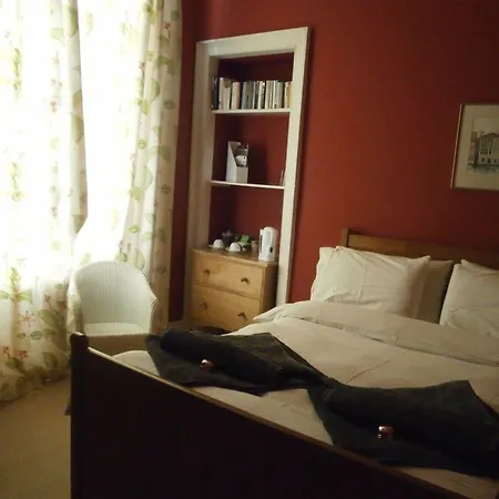 Winter Cherry Bed & Breakfast 3*