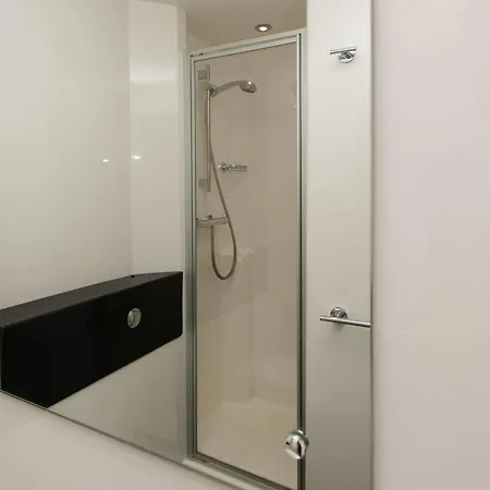 Apartment Destiny Student - Shrubhill Edinburgh