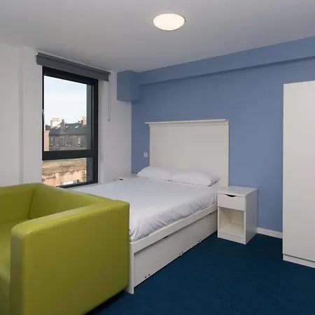 Destiny Student - Shrubhill * Edinburgh