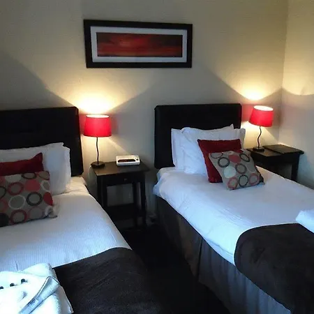 Cedar Inn