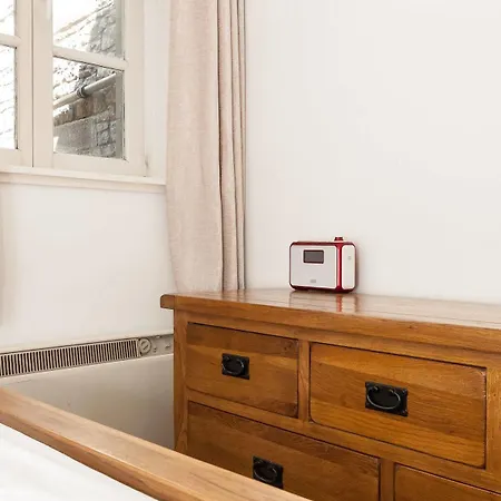Crabbies Warehouse Apartment Edinburgh