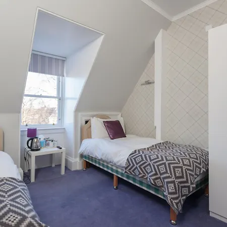 Kingsley Guest House 3*