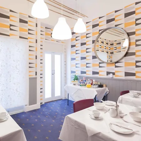 Kingsley Guest House 3*