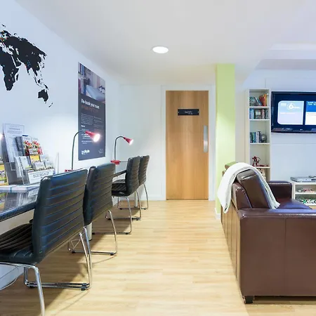 Mcdonald Road Appartement