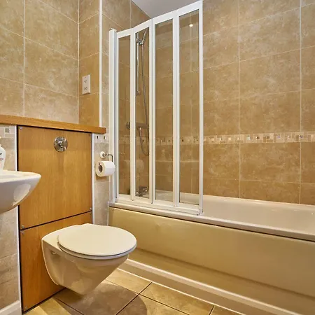 Pearl Lochrin Place Apartamento *