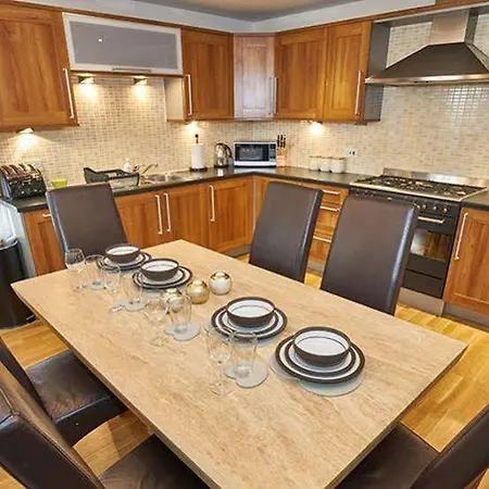 Pearl - Lochrin Place Apartment Edinburgh