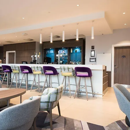 Hotel Hampton By Hilton West End 3*