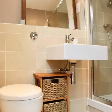 Spacious 2 Bedrooms In Strada