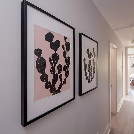 Super Stylish&modern Apt With Amazing Castle View شقة *