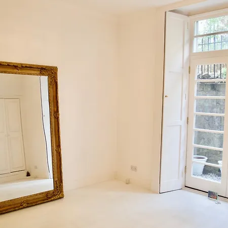 Apartment 1 Bedroom Flat In West End Edinburgh