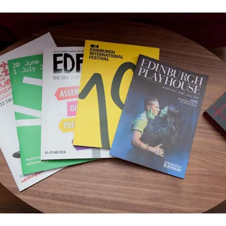 Bright, Contemporary Flat With Parking! Edinburgh