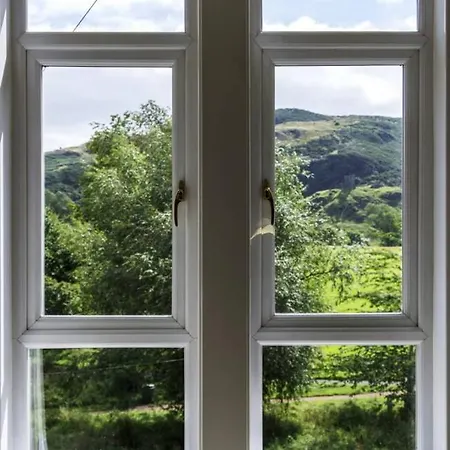 Spacious Holyrood Flat- Great Views Εδιμβούργο