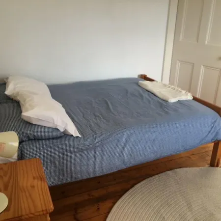 Spacious 4 Bedrooms In City Centre *