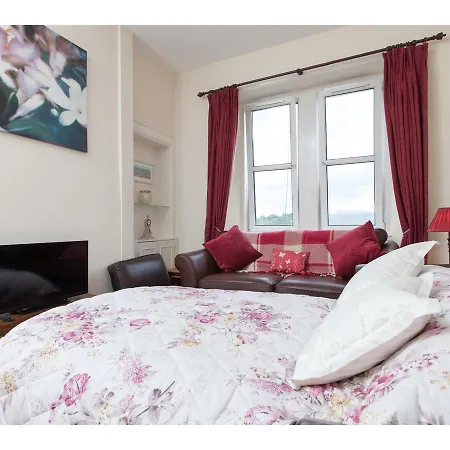 Homely Tenement For 2 Near Botanic Gardens