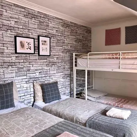 Pensión Kingsview 3*