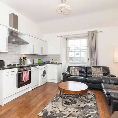 Old Town Edinburgh Apt, Walk To Castle, Royal Mile & Museums Appartement *