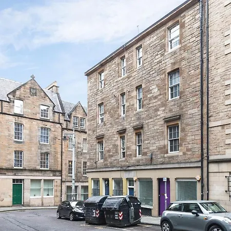 Old Town Close To Castle And Royal Mile Appartamento *