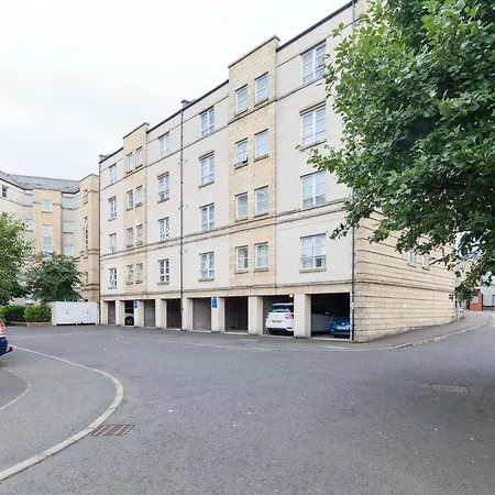 Annandale Street Quiet Central Family With Parking * Edinburgh