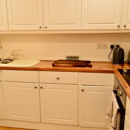 Daire Spacious 2 Bedroom Near Holyrood Park *