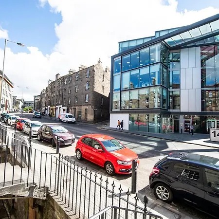 Spacious Central 3bed By The Castle Edimburgo