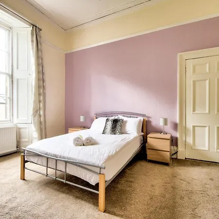 公寓 Spacious Central 3bed By The Castle *
