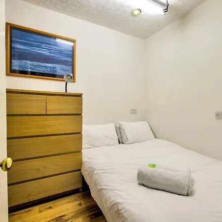 Altido 4bed Apt Near The Meadows & George Sq *