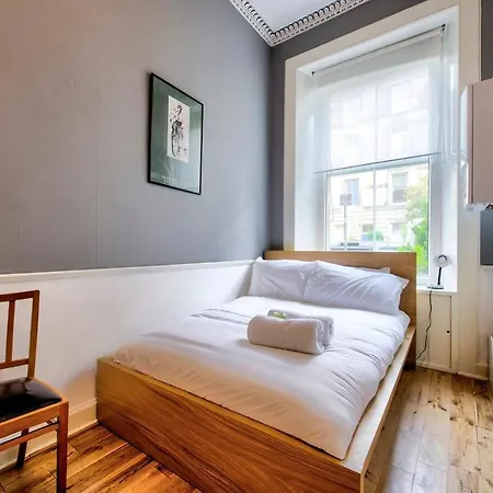 Apartament Altido 4bed Apt Near The Meadows & George Sq Edynburg