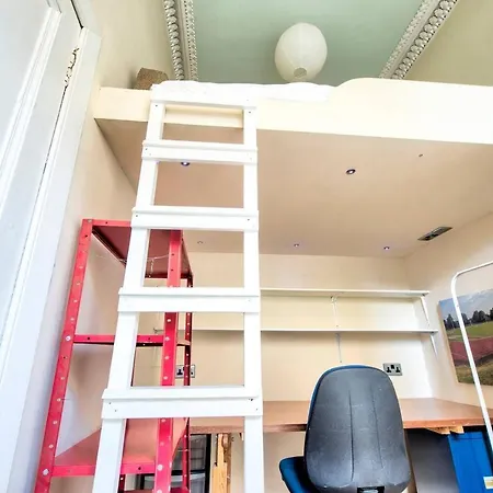 Apartament Altido 4bed Apt Near The Meadows & George Sq