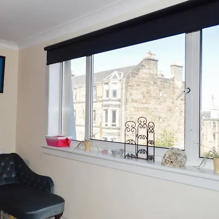 Bohemian 1 Bedroom In Apartment Edinburgh