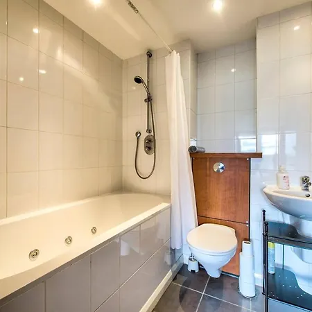 2 Bedroom In Leith By Guestready Apartment *