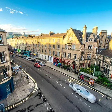 Spacious 2bd Apt Next To The Meadowsold Town Edinburgh