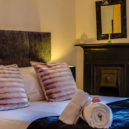 Joivy Spacious Next To The Meadows * Edinburgh