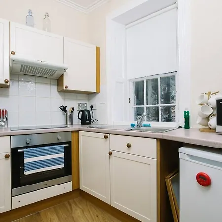 Apartment Rose Street Cool Flat - Heart Of The Action! *