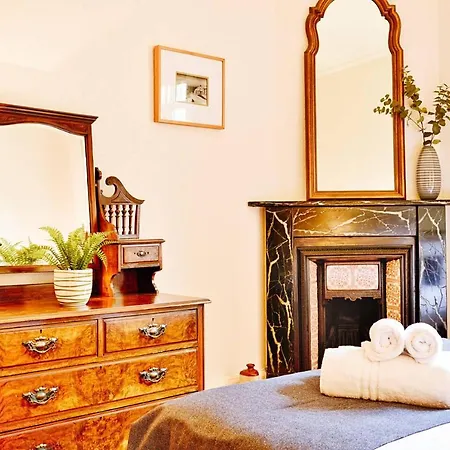 City Centre Bright & Spacious 2 Bed