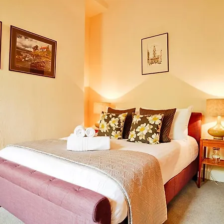 Appartement City Centre Bright & Spacious 2 Bed