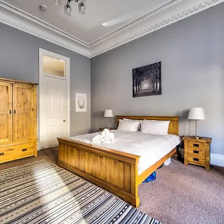 Apartment Stylish & Spacious City Centre Apt W/ Terrace *