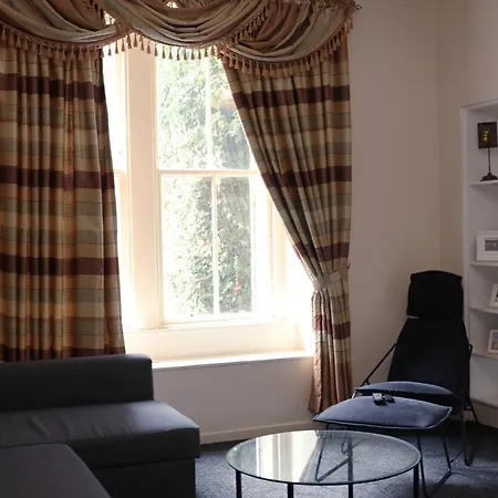Tito's Place At Eh11 2db Apartament