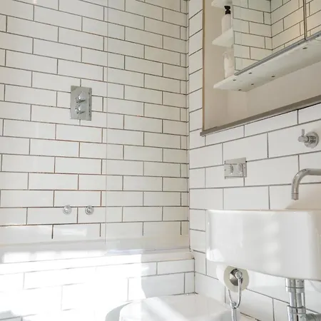 Appartement 2 Bedroom In Leith *