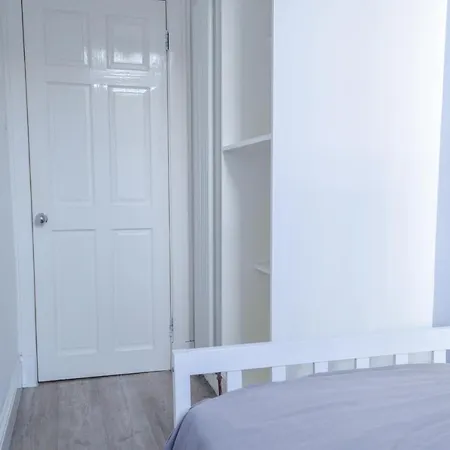 2 Bedroom In Leith Appartement *