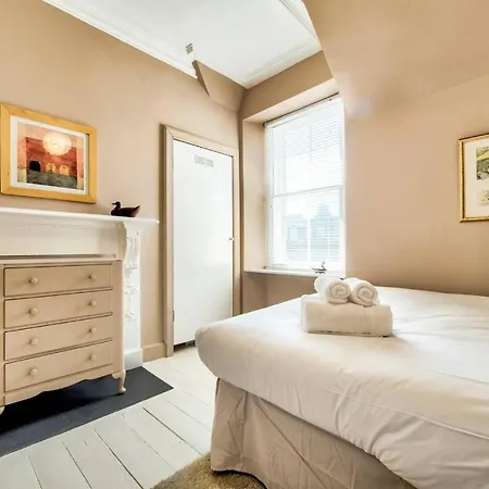 Apartamento Joivy Famous St Mary's Street Old Town Edimburgo