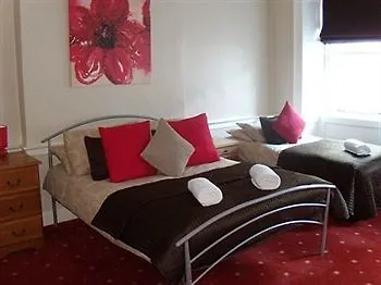 Edinburgh Central Rooms בית הארחה