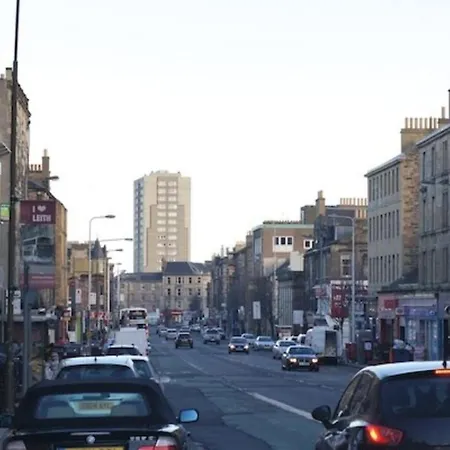 Appartement 2 Bedroom In Leith Edinburgh