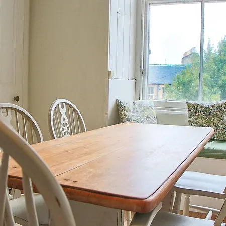 3 Bedroom Flat In Edinburgh's New Town Sleeps 6 アパート *