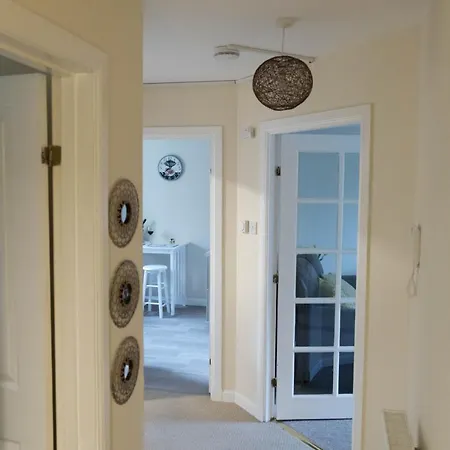 Apartment South Groathill - Lovely 2 Bed With Castle View *