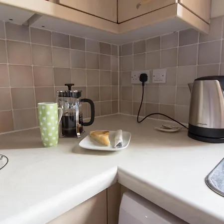 South Groathill - Lovely 2 Bed With Castle View *